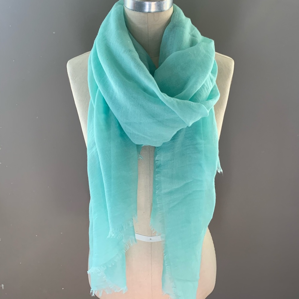 Lightweight Blue Scarf
